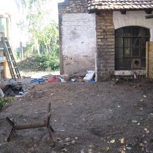 296-9693_IMG